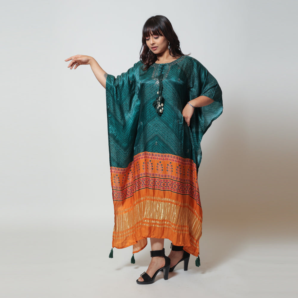 Green Gaji Silk Kaftan - Luxurious and Comfortable